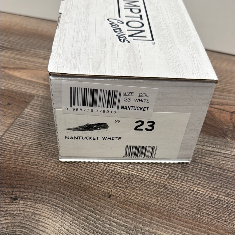 Hampton Canvas Nantucket White Shoes